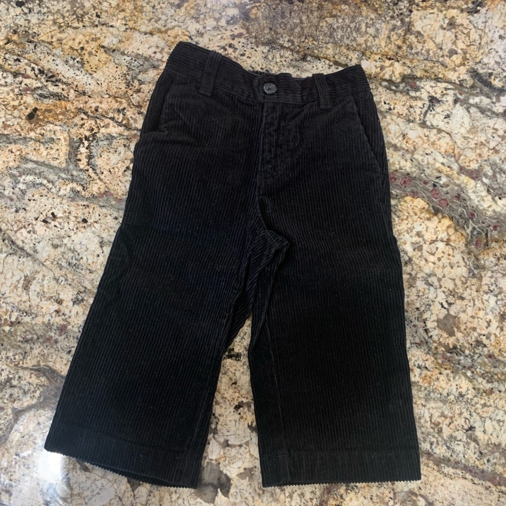 Janie and Jack Black Corduroy Pants-

12-18 months